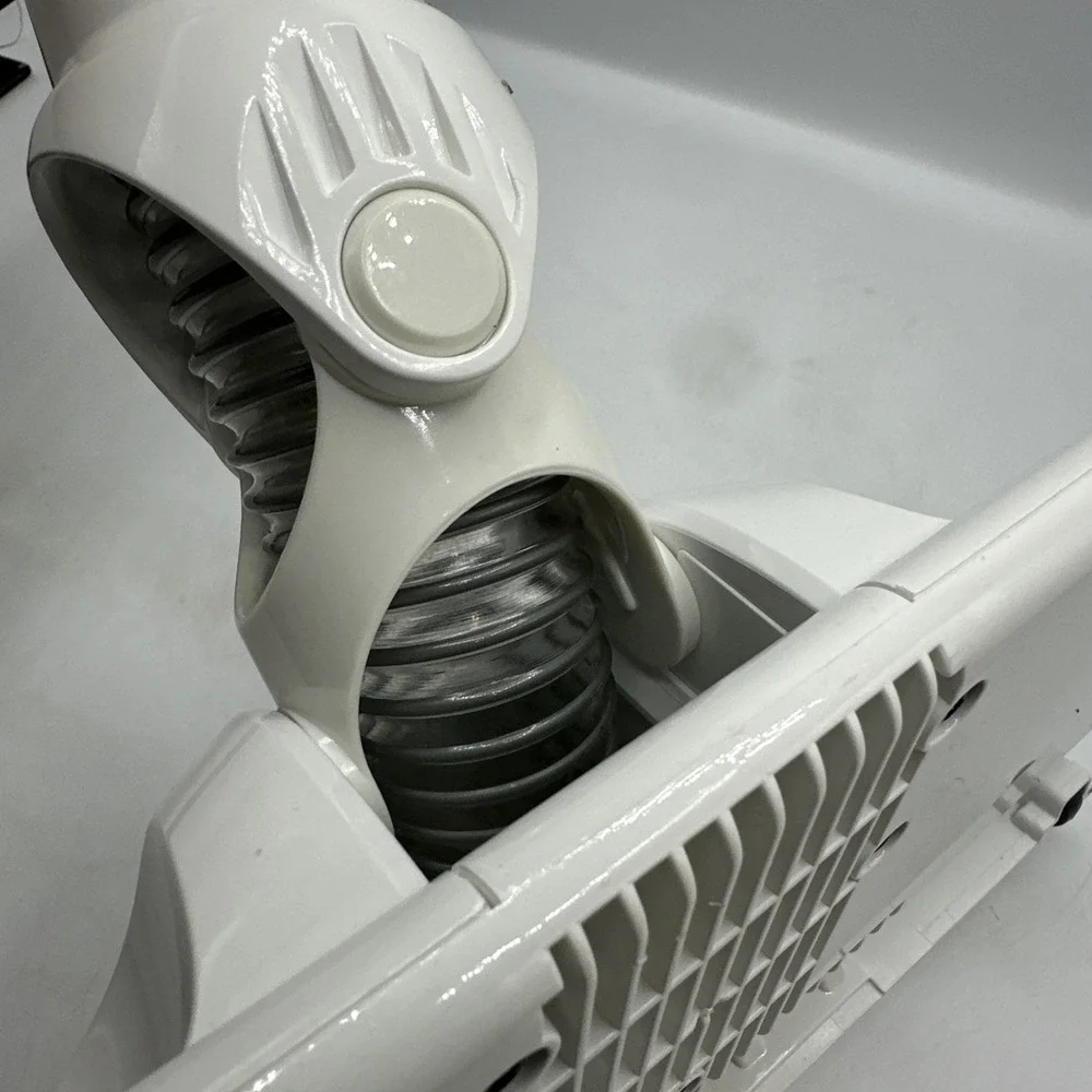 Shark Navigator Vacuum Cleaner Lift Away Dust-Away‎ Hard Floor Attachment White